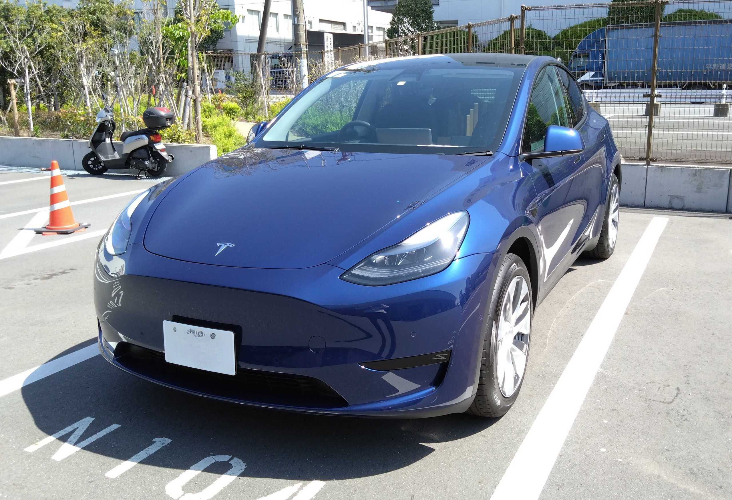 Lightmarks EV Rental 나하공항점