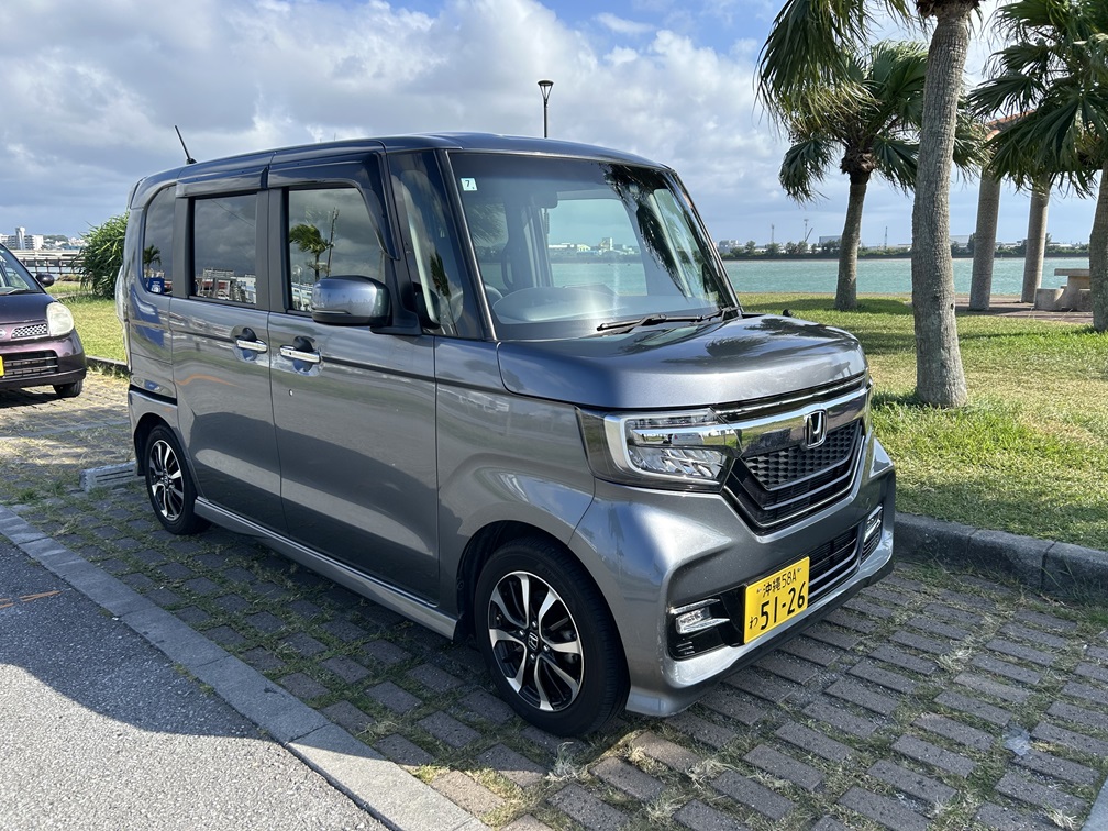 ★최단 5분이면 렌탈 완료! 영업소 방문 없이 원하시는 장소로 차량을 배송해 드립니다! 넓은 실내로 4명이 탑승해도 여유롭습니다.